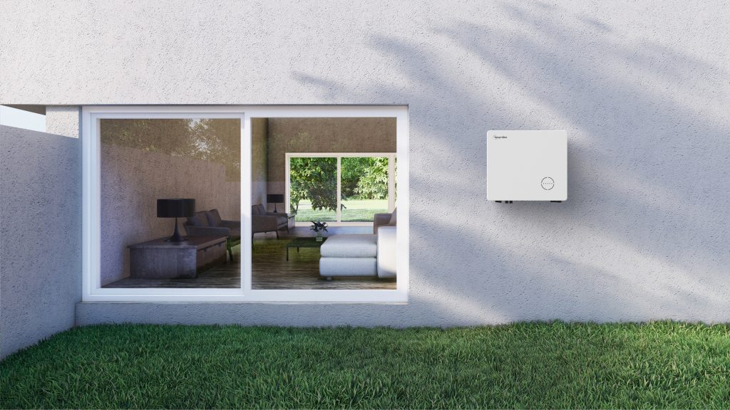 Solar Ecosystem with Four Power Sources