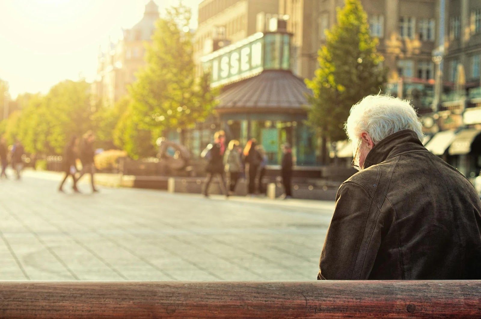 5 Practical Tips to Make Your Post Retirement life Easier