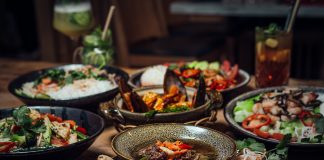 Best Thai peanut curry restaurants in Leipzig Best Thai peanut curry restaurants in Leipzig